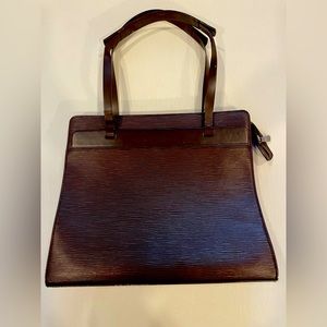 Louis Vuitton Epi Leather shoulder bag